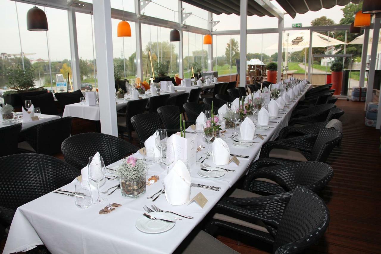Hoell Am Main Russelsheim Bagian luar foto